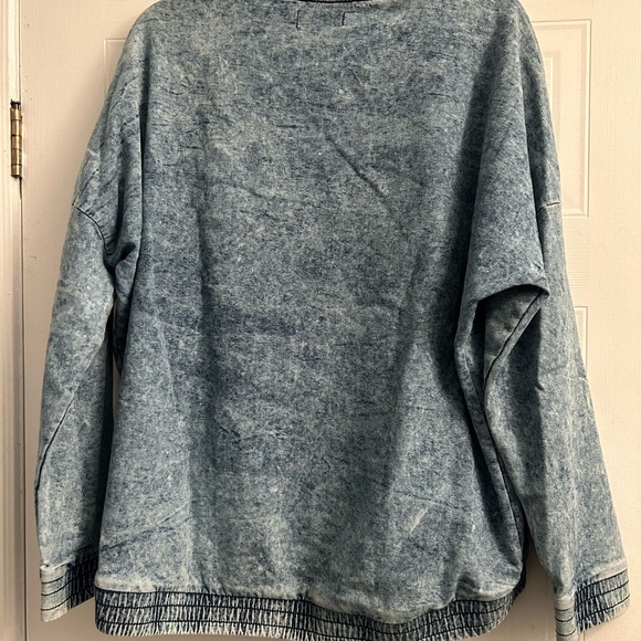 Adidas sweatshirt - Picture 2 of 3